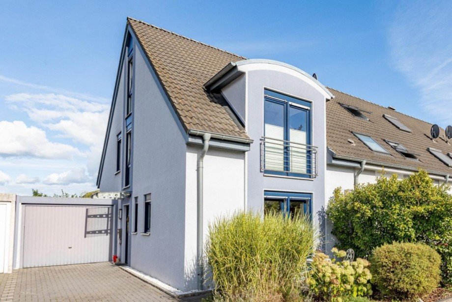 Haus Seitenansicht Reihenendhaus Dinslaken