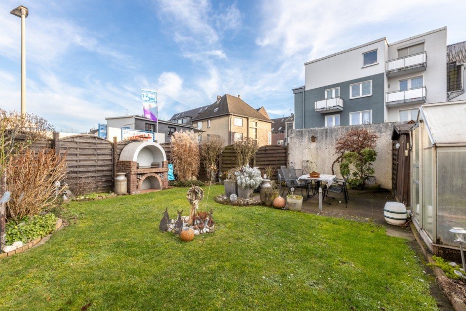 Garten Mehrfamilienhaus Oberhausen