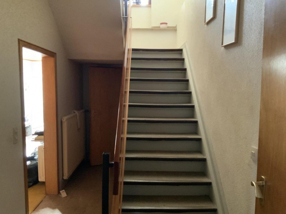 Treppe zum Dachgeschoss Einfamilienhaus Oberhausen