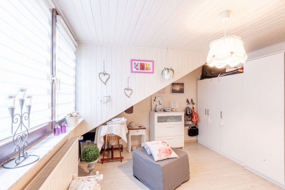 Zimmer OG Doppelhaush�lfte Oberhausen