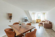 Wohnzimmer OB-D�mpten: gem�tliche 3,5 Zi Dachgeschosswohnung