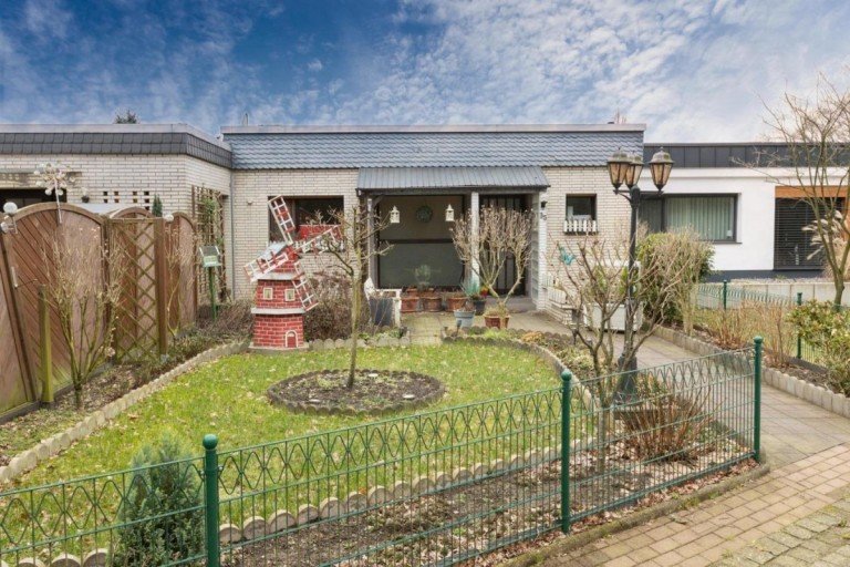 Au�enansicht H�nxe - H�nxe Reihenmittelhaus Klassischer Reihenmittelhaus-Bungalow in H�nxe