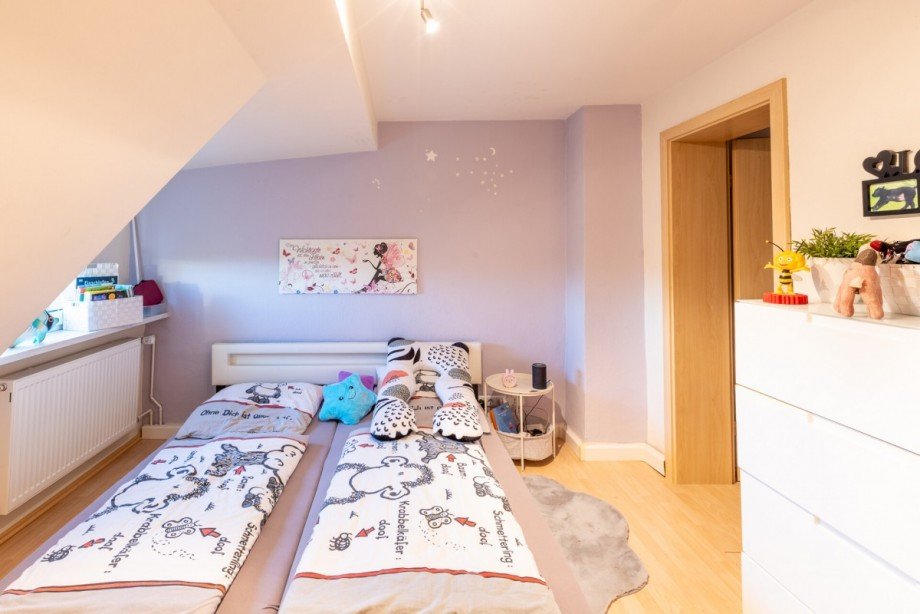 Kinderzimmer DG Hauptwohnung Zweifamilienhaus Gladbeck