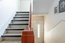 Treppenhaus OB-D�mpten: gem�tliche 3,5 Zi Dachgeschosswohnung
