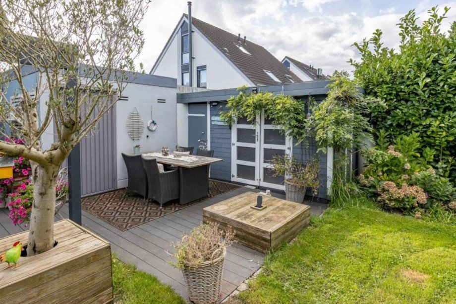 2. Terrasse Reihenendhaus Dinslaken