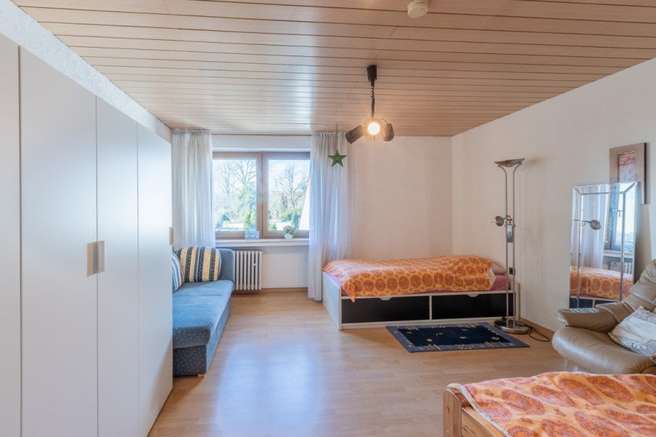 SZ OG kleinere Einheit Zweifamilienhaus Dinslaken