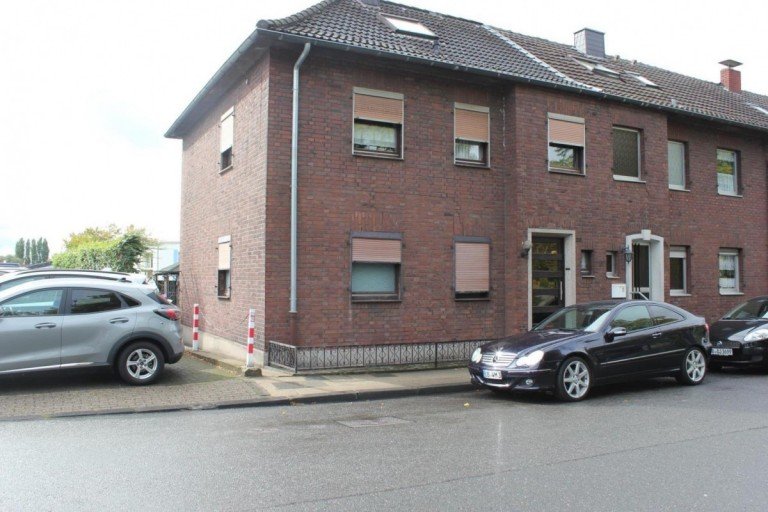 Stra�enansciht Oberhausen Reihenendhaus Reihenendhaus in Oberhausen-Sterkrade
