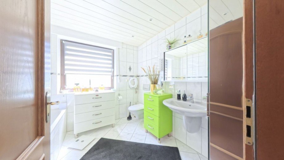 Badezimmer EG Zweifamilienhaus Oberhausen