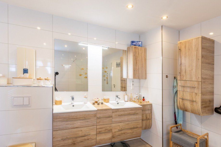 Bad Wohnung EG Mehrfamilienhaus Oberhausen