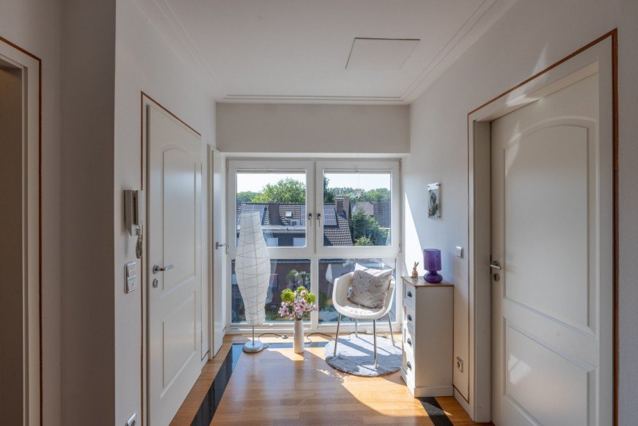 Flur Dachgeschosswohnung Oberhausen