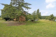 Vorderansicht Natur pur in Oberhausen: DHH mit gro�em Grundst�ck