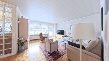 Wohnzimmer Echte Perle im Erdgeschoss mit Balkon und Garage in OB-Styrum