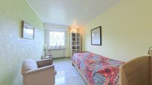 2. Zimmer Echte Perle im Erdgeschoss mit Balkon und Garage in OB-Styrum