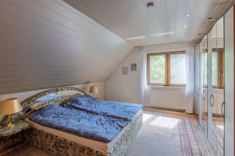 Schlafzimmer OG Doppelhaush�lfte H�nxe