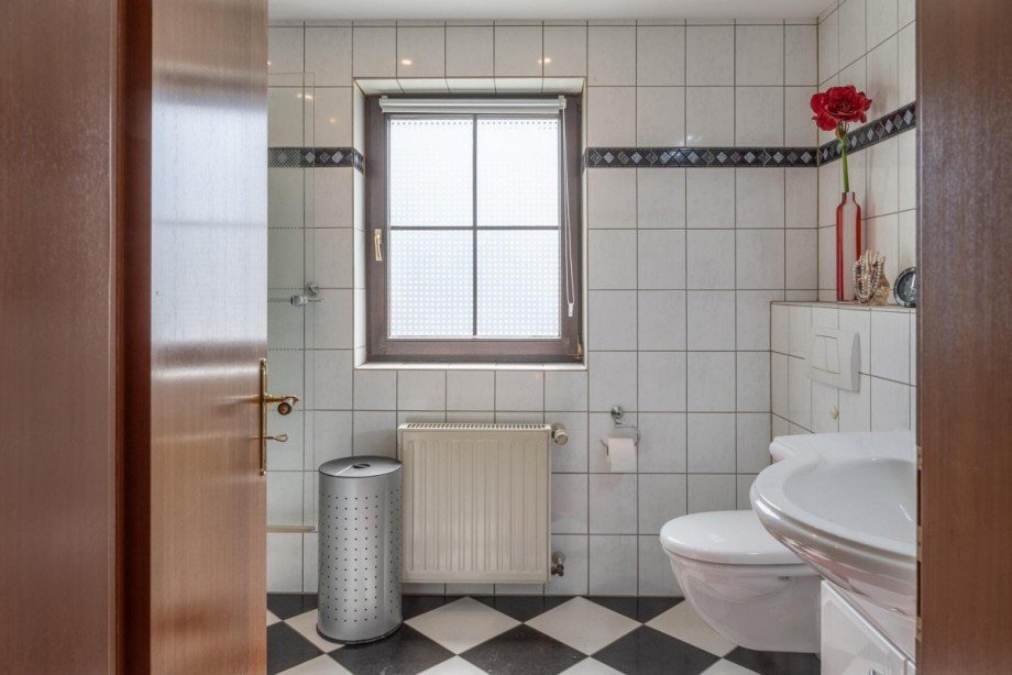 Badezimmer Doppelhaush�lfte Duisburg