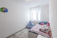 Kinderzimmer OG Gepflegtes Sechsfamilienhaus in Oberhausen Schwarze Heide