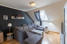 Wohnzimmer 2. Wohnung OG Viele Nutzungsm�glichkeiten in OB-Alstaden: gro�es Dreifamilienhaus mit Garagenhof