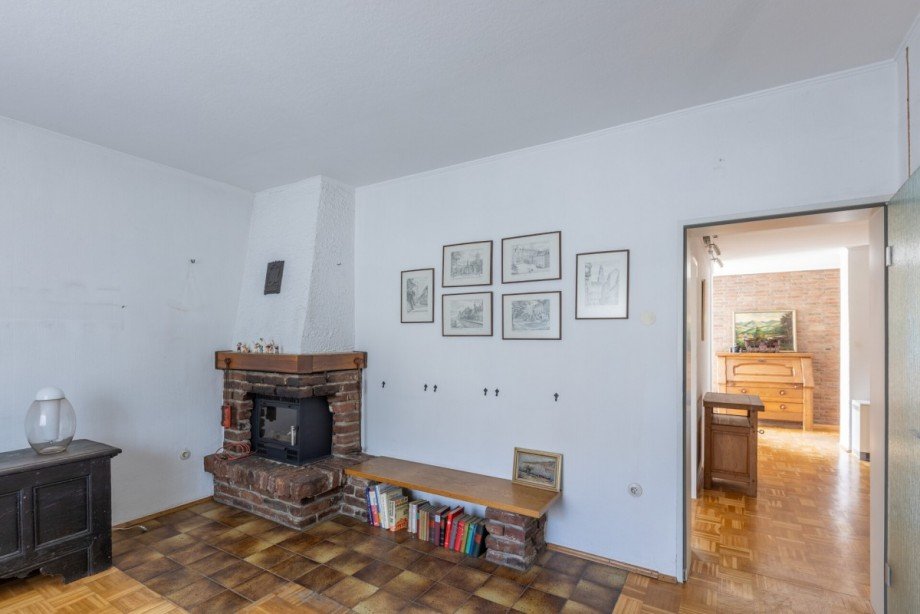 Zimmer Erdgeschoss zweites Haus Reihenmittelhaus Duisburg