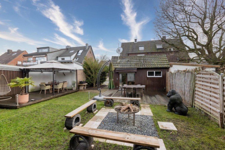 Garten Doppelhaush�lfte Oberhausen