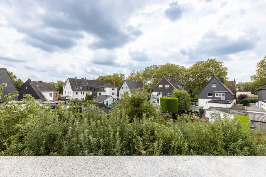 Blick Dachterrasse Doppelhaush�lfte Oberhausen