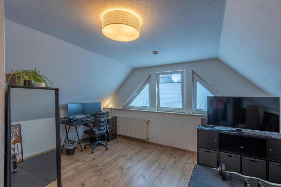 Zimmer Dachgeschoss Doppelhaush�lfte Oberhausen