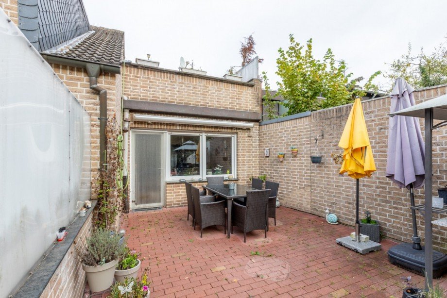 Terrasse Doppelhaush�lfte Oberhausen