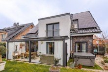 R�ckansicht Schick, modern, nachhaltig f�r die Familie in Gro� Reken