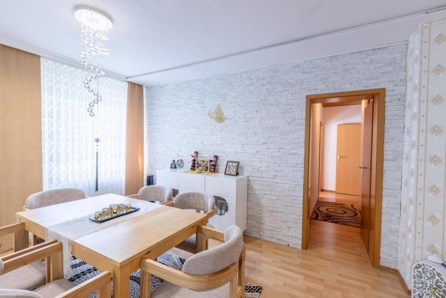 Essbereich Blick Flur Etagenwohnung Duisburg