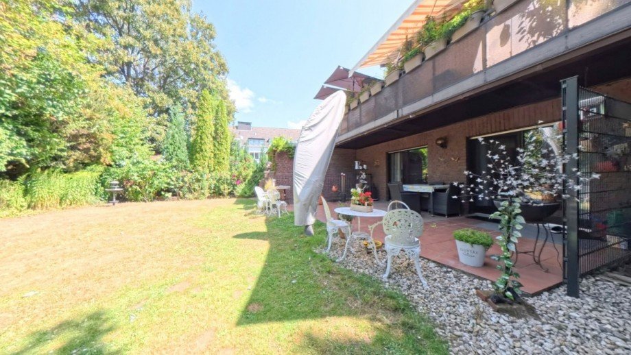 Terrasse EG Zweifamilienhaus Oberhausen