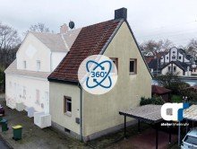 Au�enansicht Zechencharme pur: sanierungsbed�rftiges Reihenendhaus in Oberhausen-Osterfeld