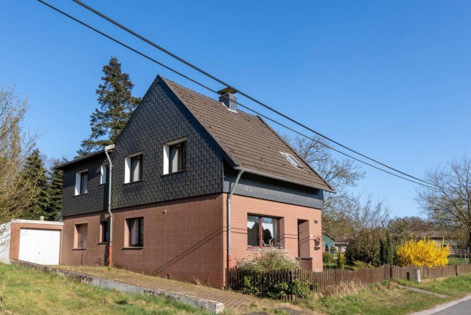 Haus Seitenansicht Zweifamilienhaus Oberhausen