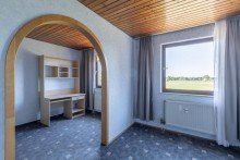 Schlafzimmer 2 Verbindung Gro�z�gige 4,5 Zimmer-Wohnung im Herzen von Oberhausen K�nigshardt