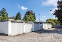 Garagenhof Viele Nutzungsm�glichkeiten in OB-Alstaden: gro�es Dreifamilienhaus mit Garagenhof