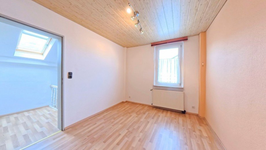 2. Zimmer Dachgeschoss Doppelhaush�lfte Essen