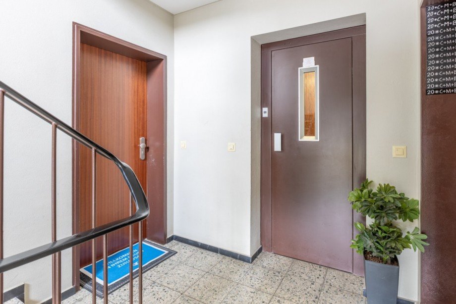 Hausflur Etagenwohnung Oberhausen