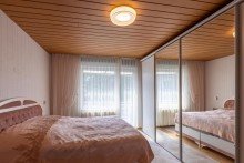Schlafzimmer Sch�ne 4,5 Zimmer-Wohnung mit zwei Balkonen in Duisburg-Marxloh