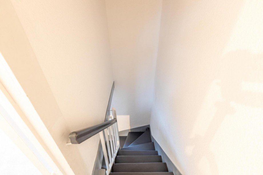 Hinterhaus links Treppe Mehrfamilienhaus Oberhausen