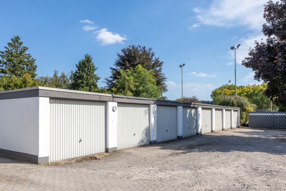 Garagenhof Mehrfamilienhaus Oberhausen
