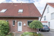 Eingang DHH in Kapellen: einladend und familienfreundlich
