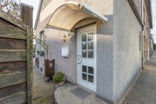 Separater Eingang EG Gepflegtes Sechsfamilienhaus in Oberhausen Schwarze Heide