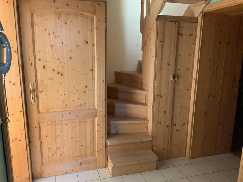 Treppe zum Spitzboden Einfamilienhaus Oberhausen
