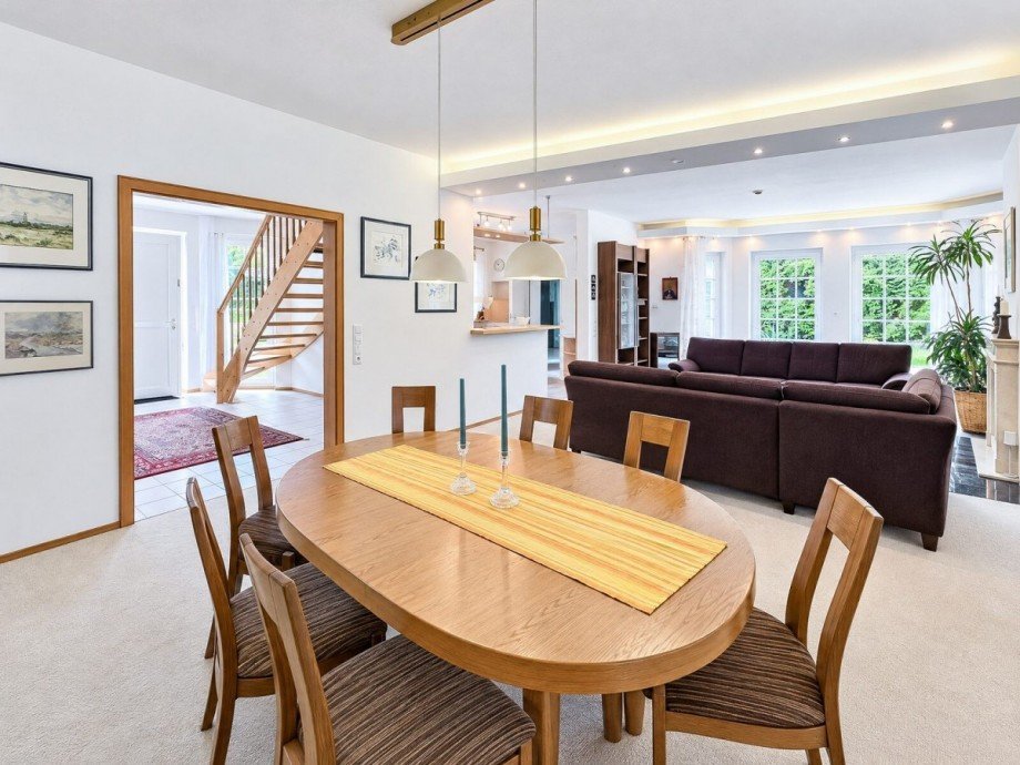 Wohn-, Esszimmer Villa Oberhausen