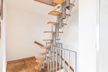 Raumspartreppe Spitzboden Charmante Maisonette-Wohnung im Herzen Hiesfelds