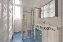 Badezimmer Erdgeschoss Vielseitige DHH mit Traumgrundst�ck in Sterkrade