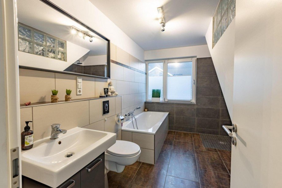 Badezimmer Reihenmittelhaus Meerbusch