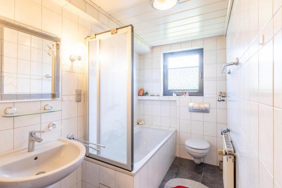 Badezimmer Doppelhaush�lfte Oberhausen