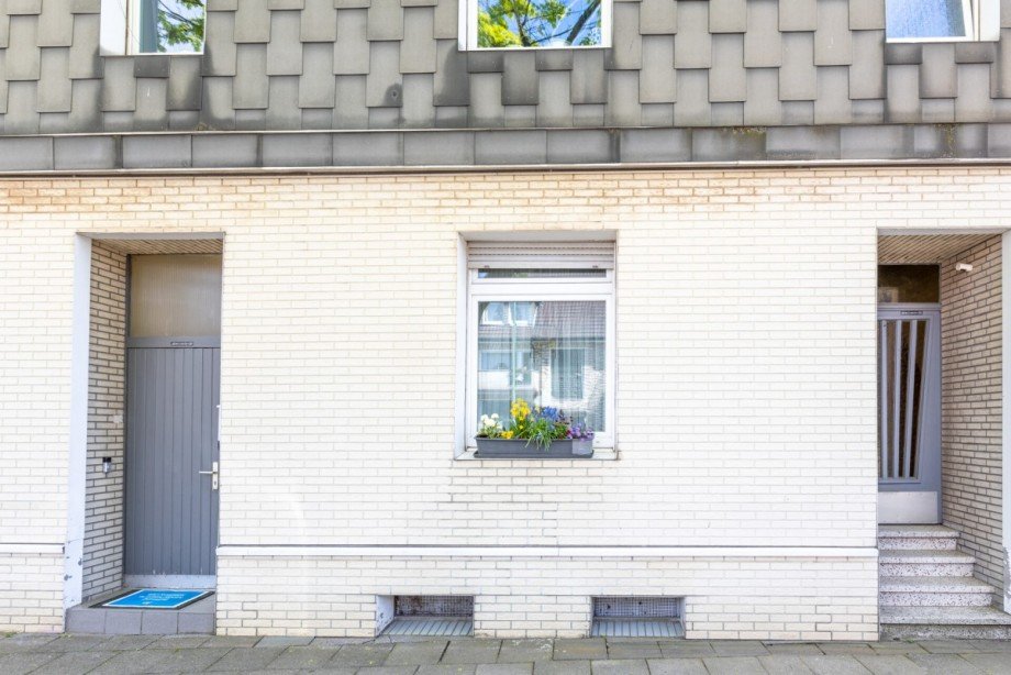 Frontansicht Reihenmittelhaus Duisburg