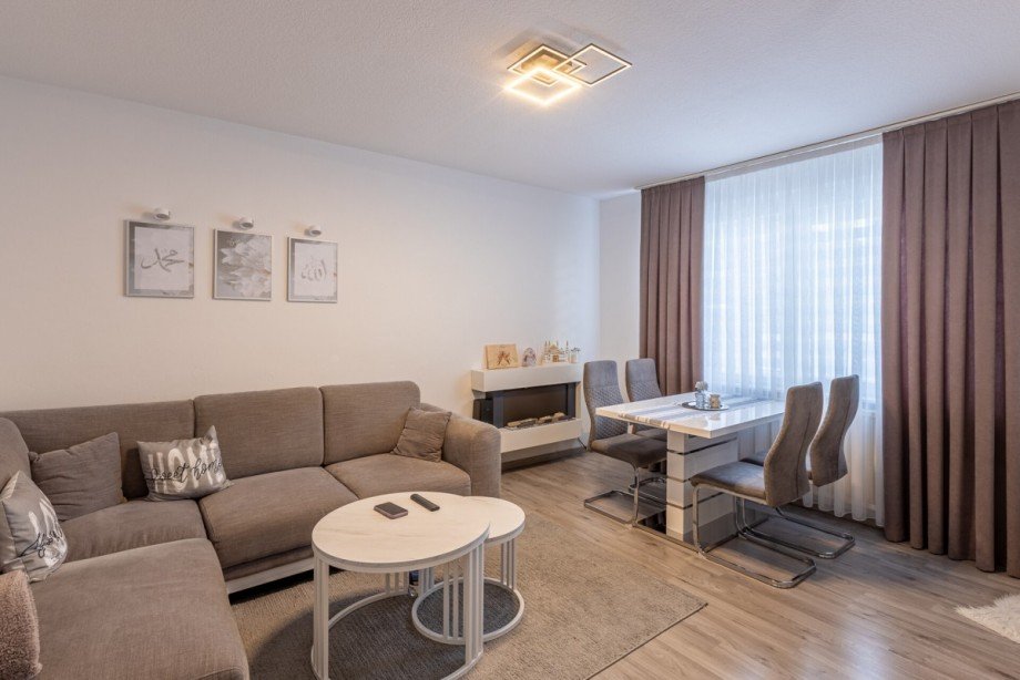 Wohnzimmer OG Mehrfamilienhaus Oberhausen