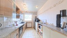 K�che Echte Perle im Erdgeschoss mit Balkon und Garage in OB-Styrum
