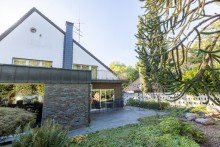 R�ckansicht Wohnen in Top-Lage von OB-Sterkrade: freistehendes Einfamilienhaus f�r h�chste Anspr�che